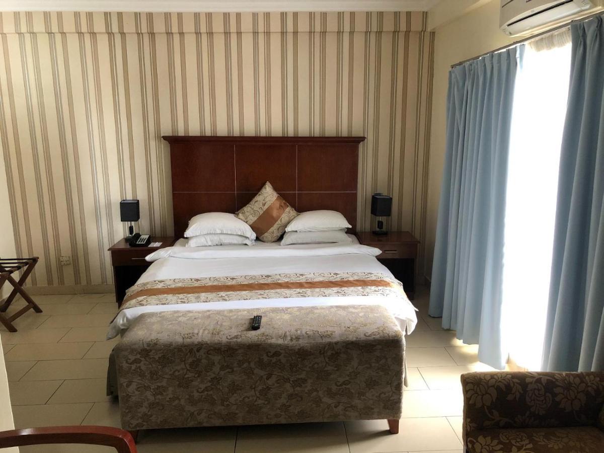 Westwood Hotel Ikoyi Lagos Exterior photo